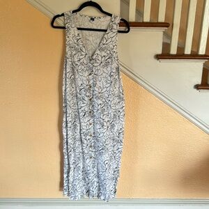Black-and-white Old Navy dress